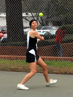 Tennis Moves to 2-0 Against Converse