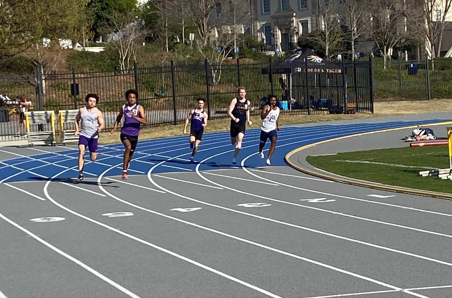 Men's T&F Competes at High Point Meet